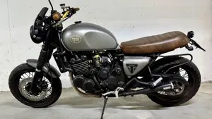 Triumph Legend TT 900 (1998 - 02)  (3)