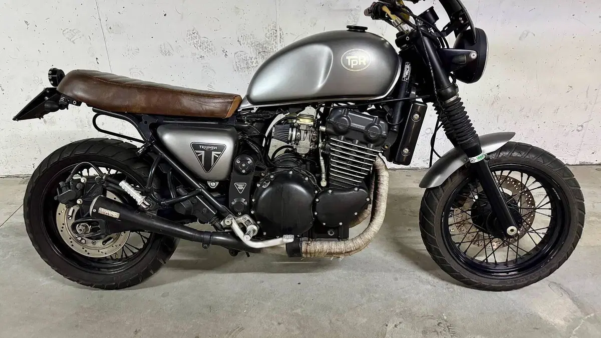 Triumph Legend TT 900 (1998 - 02) 