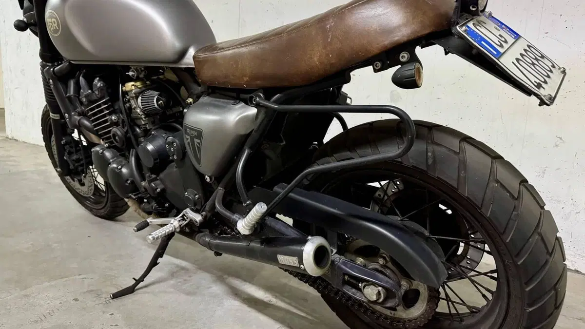 Triumph Legend TT 900 (1998 - 02)  (7)
