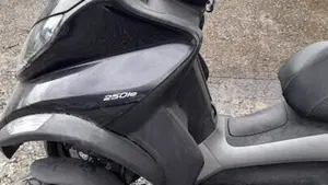 Piaggio MP3 250 i.e. 