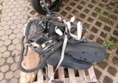 MOTORE PIAGGIO MP3 350 SPORT - Annuncio 9983912