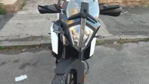 KTM 390 Adventure (2020)  (2)