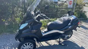 Piaggio Mp3 300 ie Business LT ABS (2014 - 16) 