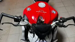 MV Agusta Brutale 800 EAS ABS (2016 - 19)  (2)
