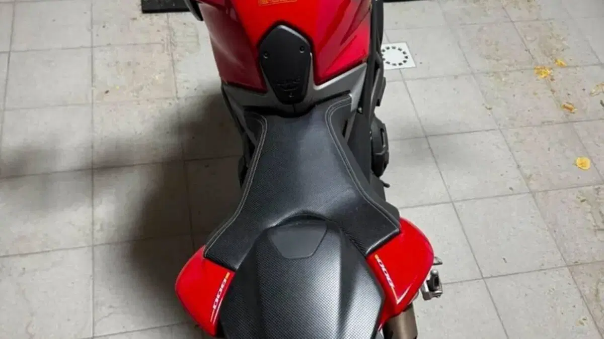 MV Agusta Brutale 800 EAS ABS (2016 - 19)  (6)