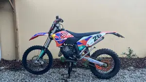 KTM 125 EXC (2010)  (3)