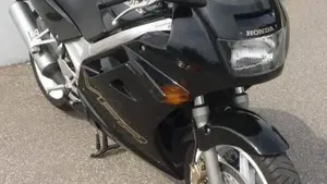 Honda   (8)