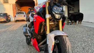 Bmw F 900 R (2021 - 24) usata