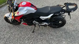 Bmw F 900 R (2021 - 24)  (2)