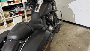 Harley-Davidson 1690 Street Glide Special (2014 - 16) - FLHX  (4)