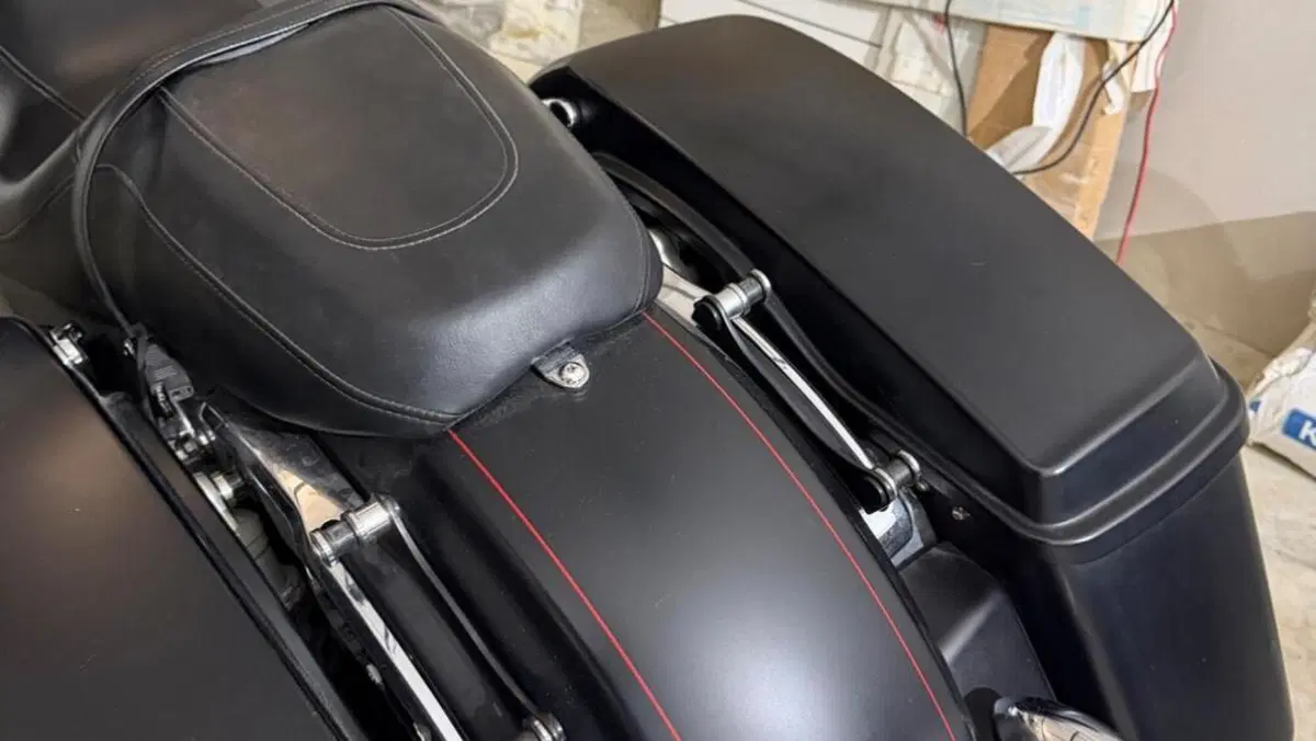 Harley-Davidson 1690 Street Glide Special (2014 - 16) - FLHX  (7)