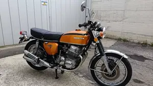 Honda   (2)