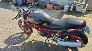 Ducati Monster 600 Dark (2002)  (4)