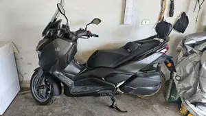 Yamaha X-Max 300 (2021 - 24) 