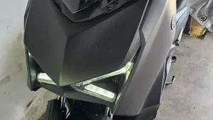 Yamaha X-Max 300 (2021 - 24)  (8)