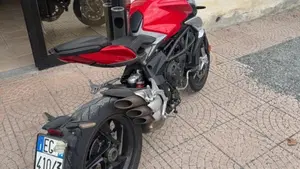 MV Agusta Brutale 800 EAS ABS (2016 - 19)  (7)
