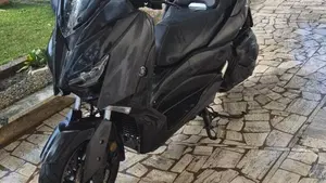 Yamaha X-Max 400 ABS (2017 - 20)  (2)
