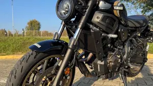 Yamaha XSR 700 (2022 - 26)  (3)