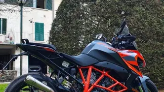 KTM 1290 Super Duke GT (2022 - 25) usata