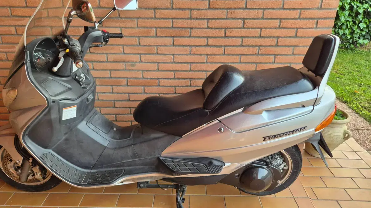 Suzuki Burgman AN 250 (1998 - 01) 