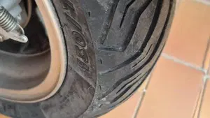 Suzuki Burgman AN 250 (1998 - 01)  (7)