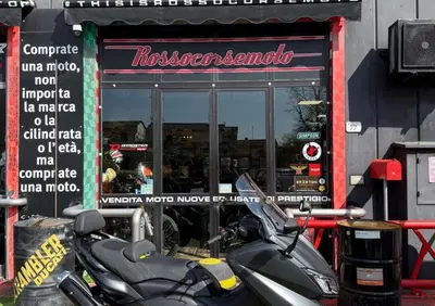 Yamaha T-Max 530 Iron Max (2014 - 17) - Annuncio 9984509