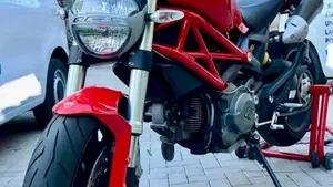 Ducati Monster 796 (2010 - 13)  (5)