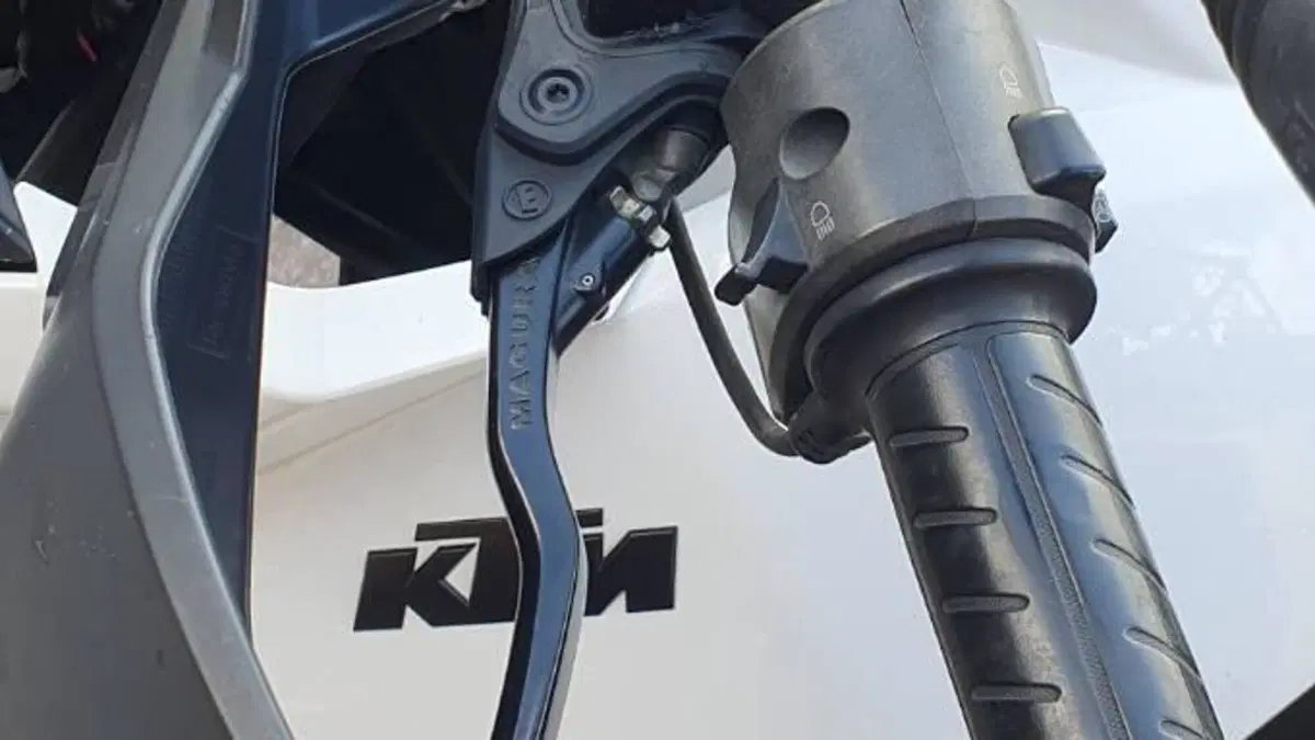 KTM 990 Supermoto T ABS (2011 - 13)  (3)