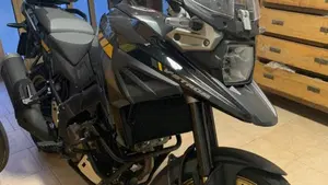 Suzuki V-Strom 1050SE (2023 - 24)  (3)