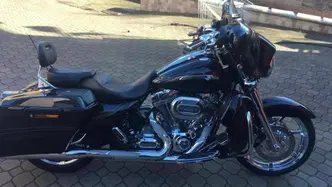 Harley-Davidson 1800 Street Glide (2010 - 11) - FLHXSE usata