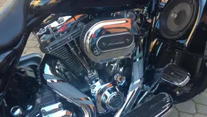 Harley-Davidson 1800 Street Glide (2010 - 11) - FLHXSE  (3)
