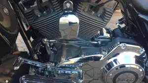 Harley-Davidson 1800 Street Glide (2010 - 11) - FLHXSE  (6)