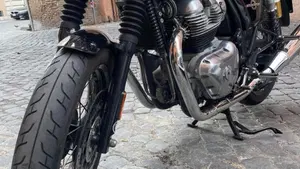 Royal Enfield Interceptor 650 (2021 - 26)  (5)