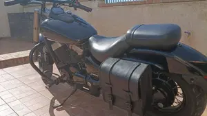 Honda VT 750 Shadow Black Spirit (2007 - 16)  (2)