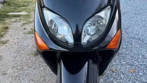 Yamaha T-Max 500 (2004 - 07)  (2)