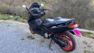 Yamaha T-Max 500 (2004 - 07)  (3)