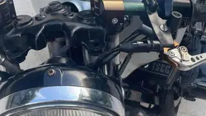 Suzuki   (13)