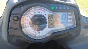 Suzuki V-Strom 650 ABS (2011 - 17)  (2)