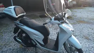 Honda SH 150i (2020 - 23)  (3)