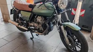 Moto Guzzi   (3)