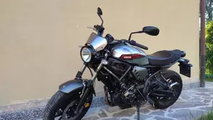 Yamaha XSR 700 ABS (2016 - 20)  (4)
