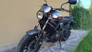 Yamaha XSR 700 ABS (2016 - 20)  (8)