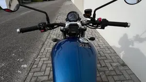Triumph Street Twin 900 (2021 - 22)  (7)
