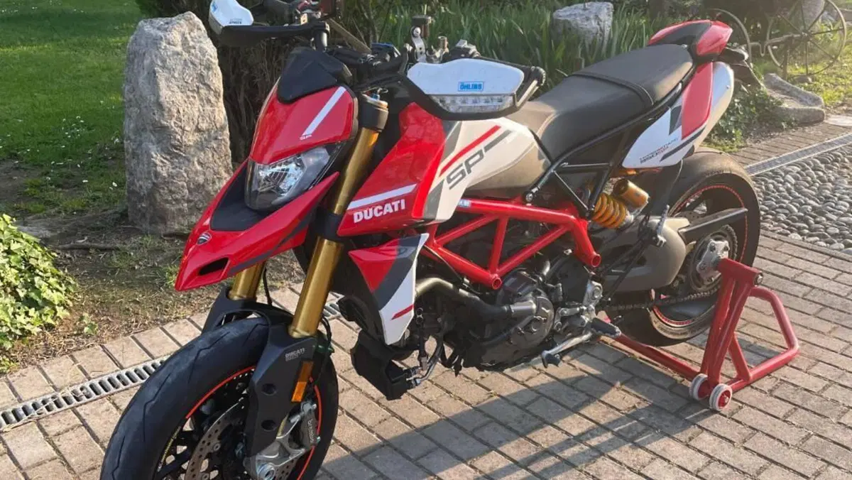Ducati Hypermotard 950 SP (2022 - 25)  (2)