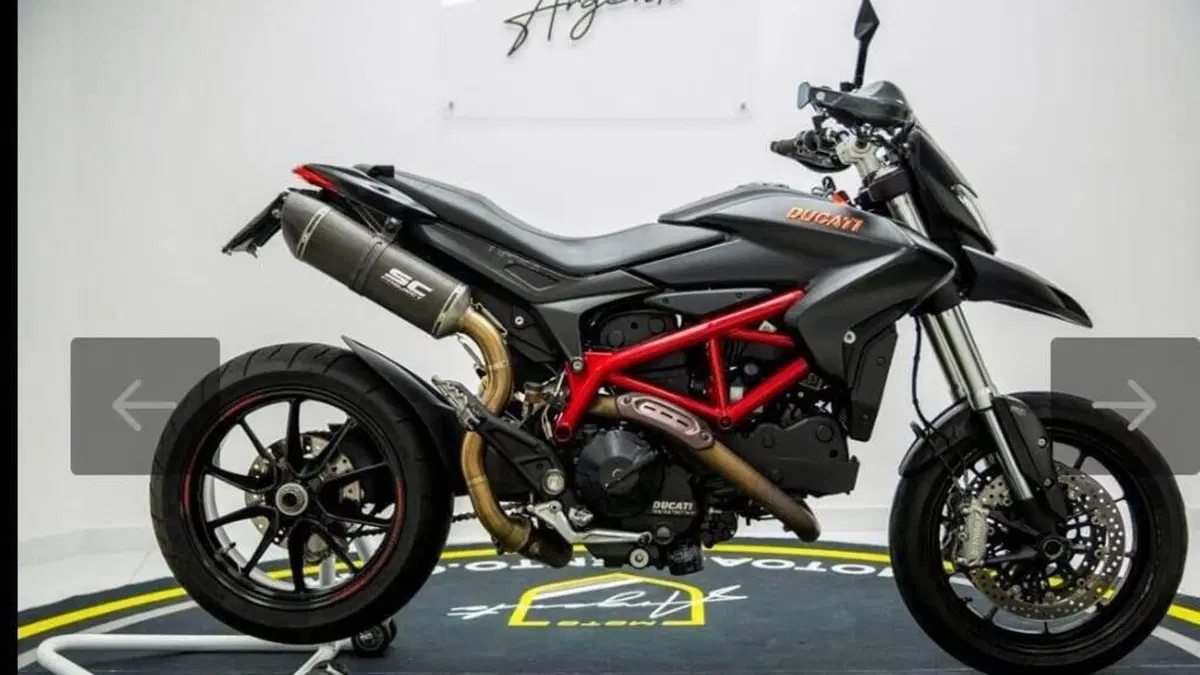Ducati Hypermotard 821 (2013 - 15)  (6)