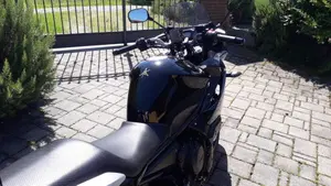 Yamaha XJ6 Diversion (2009 - 15)  (2)