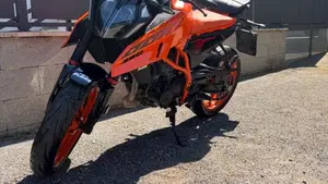 KTM 390 Duke (2024 - 25)  (2)
