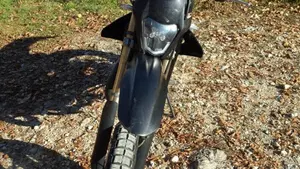Husqvarna SM 125  (4)