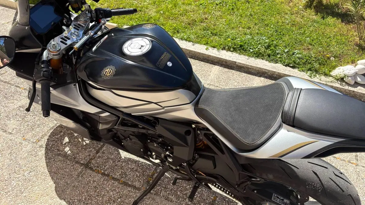 MV Agusta F3 800 Competizione (2025 - 26)  (8)