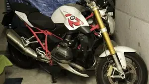 Bmw R 1200 R (2015 - 16)  (3)